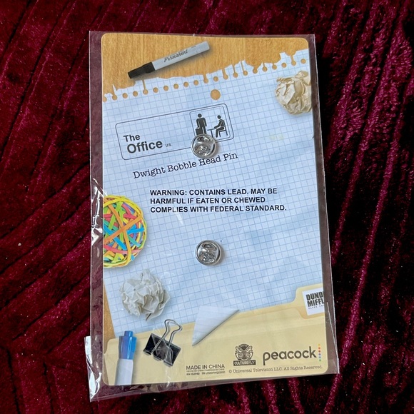 Dwight Schrute The Office pin. - Picture 2 of 2